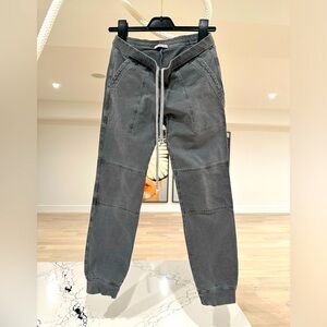 James Perse lounge pant in size 0 in charcoal gray